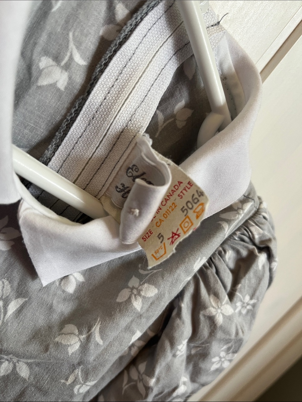 Elen Henderson Vintage Dress - 5yrs - Picture 5 of 5